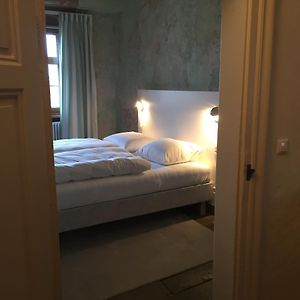 Zimmer mit Queensize-Bett