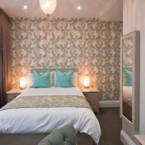 Zimmer mit Queensize-Bett
