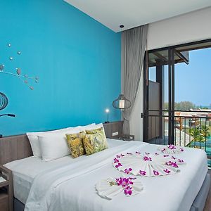 Premium Deluxe Suite