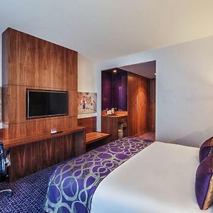Deluxe Zimmer mit Kingsize-Bett