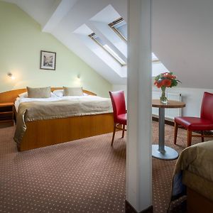 Dreibettzimmer