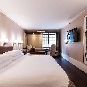 Luxus Zimmer mit Kingsize-Bett
