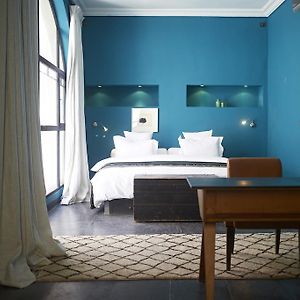 Three-Bedroom Private House Queen Room