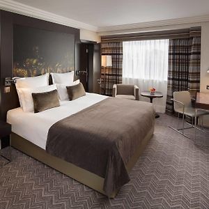 Deluxe Zimmer mit Kingsize-Bett
