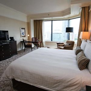 Four Seasons Hotel Singapore