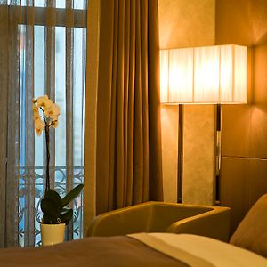 Deluxe Zimmer mit Kingsize-Bett