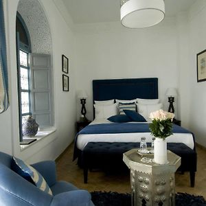 Deluxe Zimmer mit Kingsize-Bett