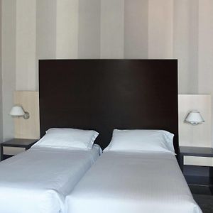Economy Zimmer mit zwei Einzelbetten