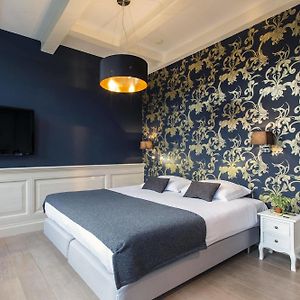 Deluxe Zimmer mit Kingsize-Bett