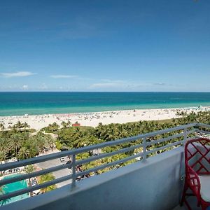 Deluxe Zimmer mit Kingsize-Bett und mit Ozeanblick