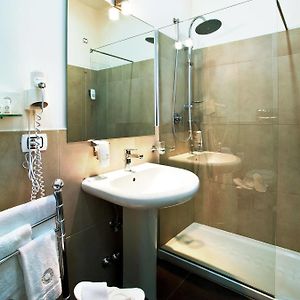 Dreibettzimmer