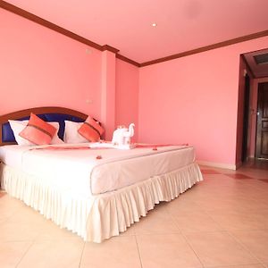 Standard Zimmer mit Kingsize-Bett