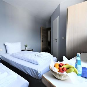 Deluxe Zimmer mit Kingsize-Bett