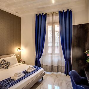 Deluxe Zimmer mit Kingsize-Bett
