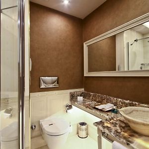 Superior Zimmer mit Kingsize-Bett