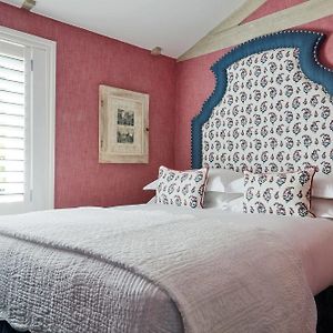 Zimmer mit Queensize-Bett