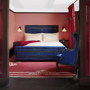 Suite mit Queensize-Bett