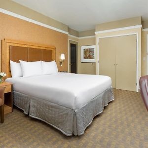 Superior Zimmer mit Kingsize-Bett