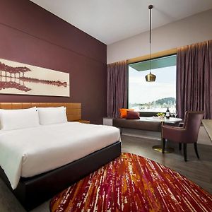 Deluxe Dreibettzimmer