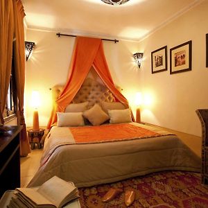 Superior Zimmer mit Kingsize-Bett