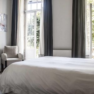 Standard Zimmer mit Kingsize-Bett