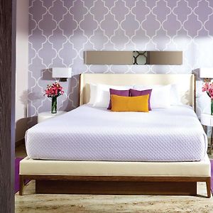 Deluxe Zimmer mit Kingsize-Bett