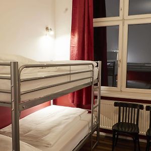 Schlafsaal Zimmer