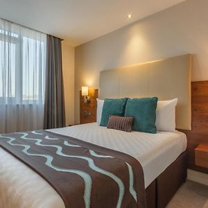 Standard Zimmer mit Kingsize-Bett