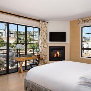 Deluxe Zimmer mit Kingsize-Bett