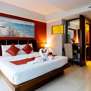 Zimmer mit Kingsize-Bett