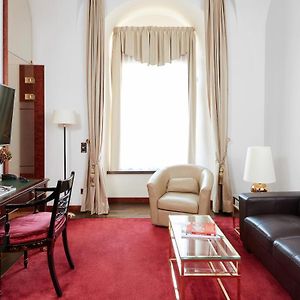 Executive Apartment