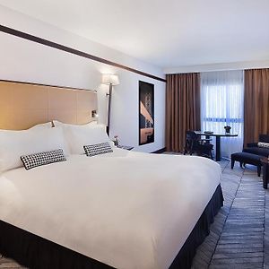 Luxus Zimmer mit Kingsize-Bett