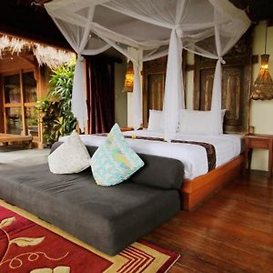 Standard Villa
