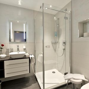 Dreibettzimmer