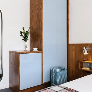 Deluxe Zimmer mit Kingsize-Bett