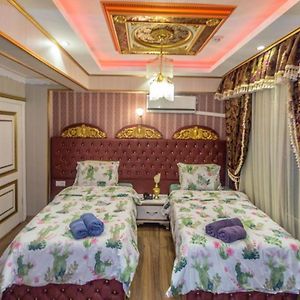 Zimmer mit zwei Einzelbetten