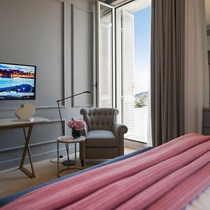 Deluxe  Separate Building Double Room
