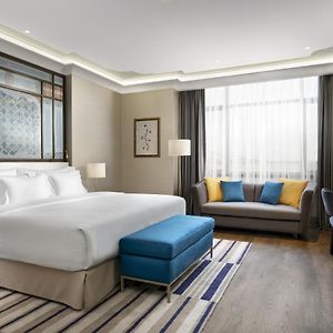 Deluxe Zimmer mit Kingsize-Bett