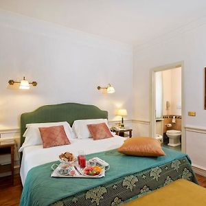 Angrenzendes Zimmer