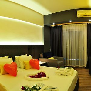 Standard Zimmer mit Kingsize-Bett