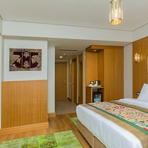 Deluxe Zimmer mit Kingsize-Bett