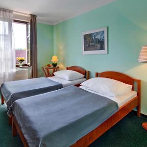 Dreibettzimmer