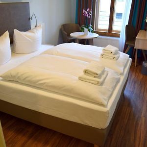 Familien-Zimmer