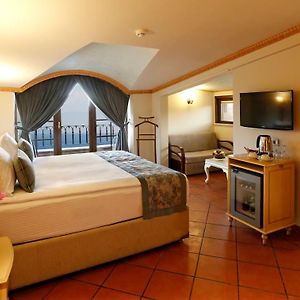 Deluxe Zimmer mit Kingsize-Bett