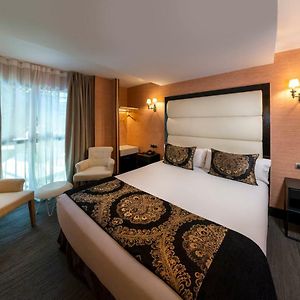 Deluxe Zimmer mit Kingsize-Bett
