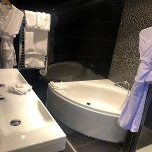 Suite mit Queensize-Bett