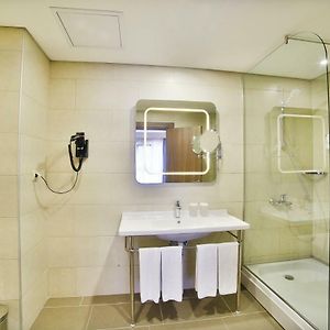 Standard Zimmer mit zwei Einzelbetten