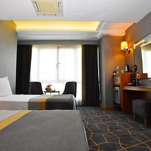 Dreibettzimmer