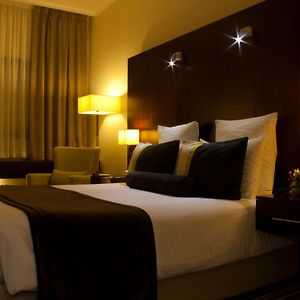 Standard Zimmer mit Kingsize-Bett