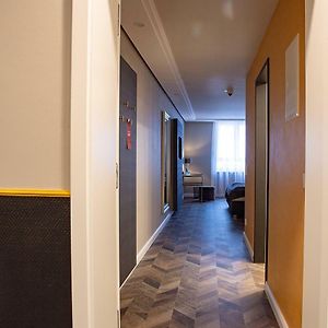 Deluxe Zimmer mit Kingsize-Bett